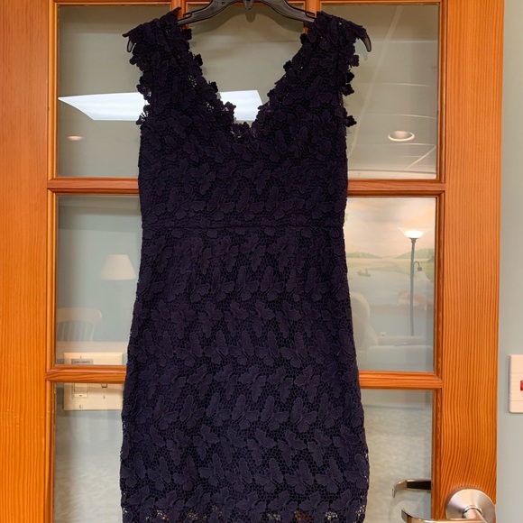 Lily Pulitzer butterfly dress - Picture 2 of 7